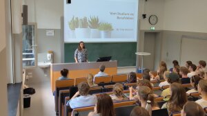 Dr. Tina Hörner berichtet von ihrem Werdegang